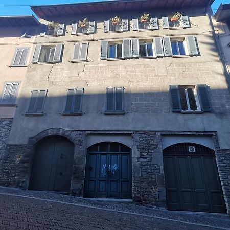 Beautiful House Apartment Bergamo Bagian luar foto